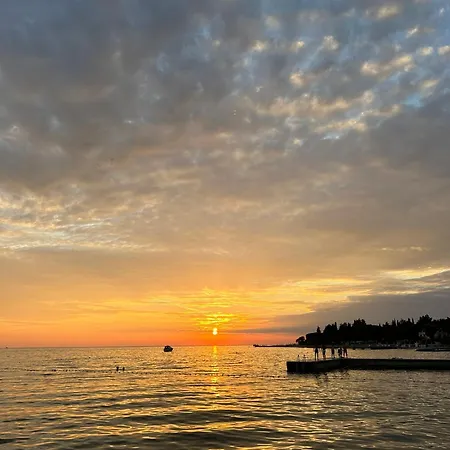 아파트 Maremio 포레치