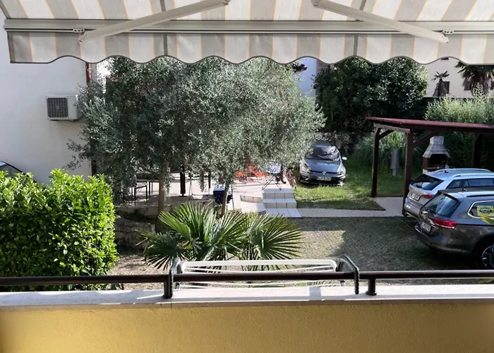 아파트 Maremio 포레치